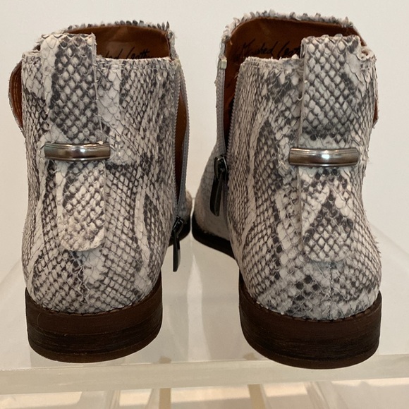 Franco Sarto  Brand New Snake Skin Leather Booties - Picture 4 of 6